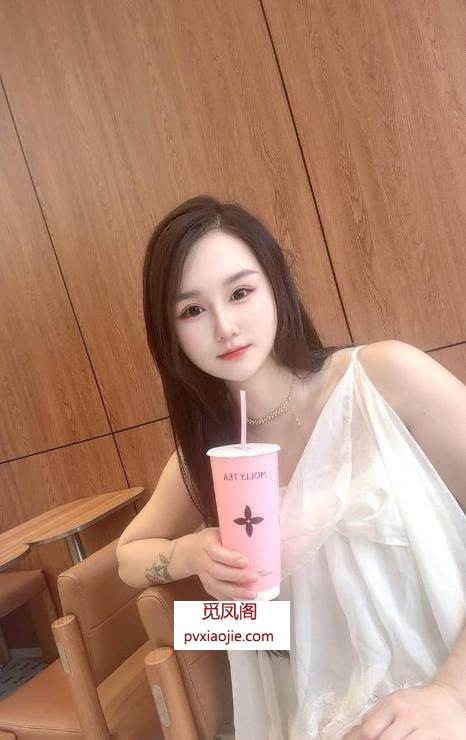 甜美热情颜值靓妹