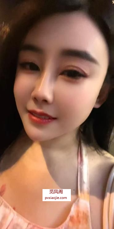 长舌骚浪女