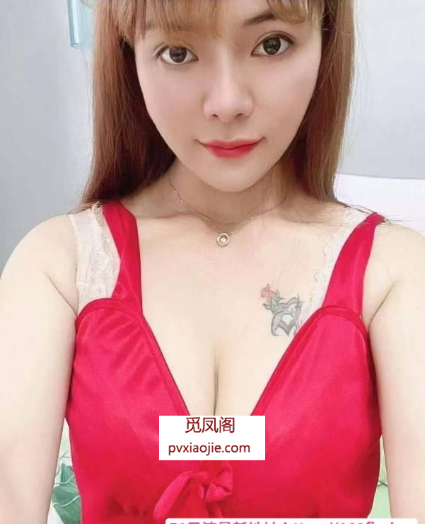 龙华妩媚美人