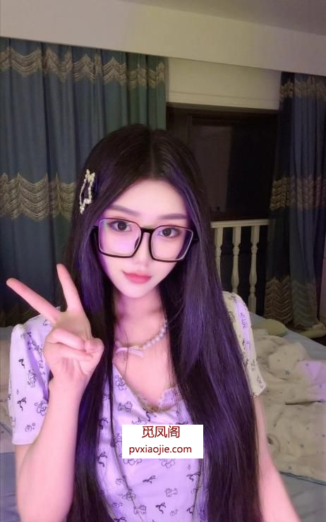 性感诱惑小女友