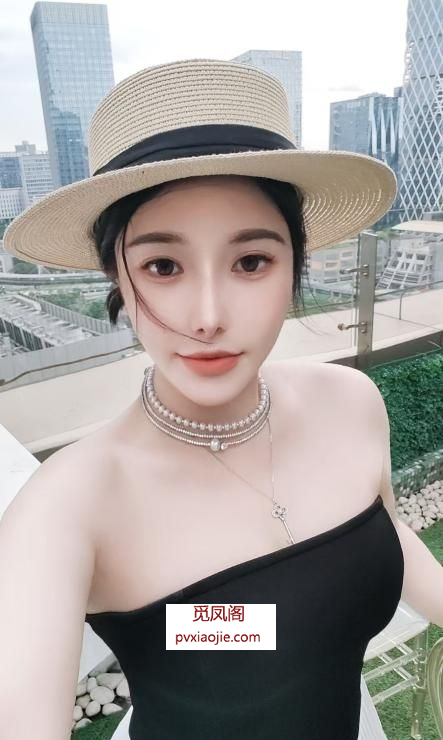 蜜桃臀性感小演员