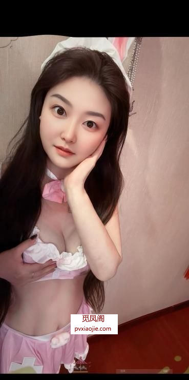 东门紫嫣